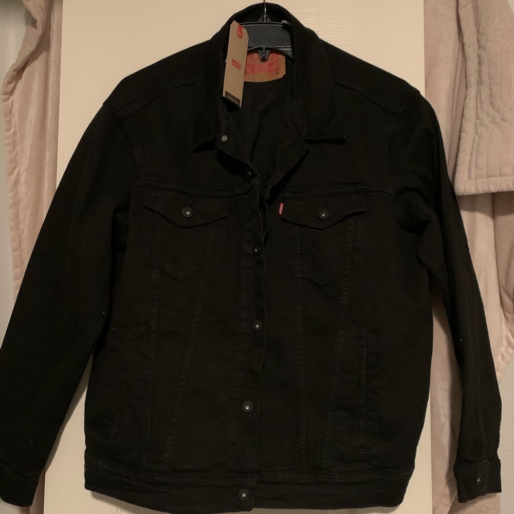 Levi’s black denim jacket XL NWT